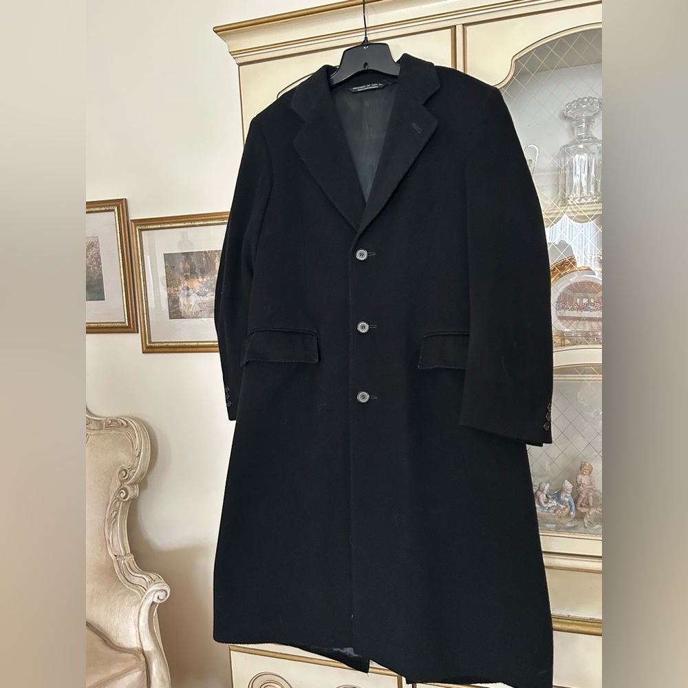 Elegant Black Men's Trench Coat size 42R
